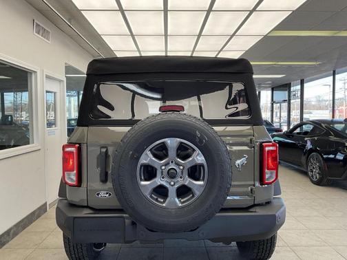 Gray 2026 Ford Bronco Big Bend