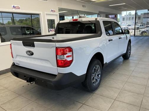 Oxford White 2026 Ford Maverick XLT