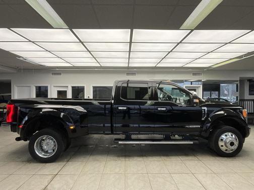 Shadow Black 2017 Ford F-450 Lariat