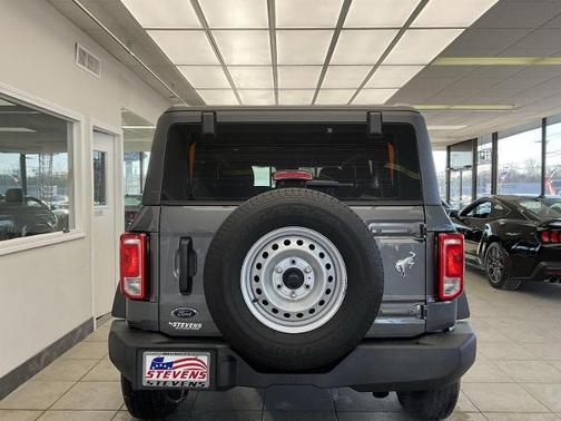 2021 Ford Bronco BASE