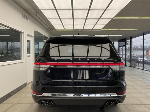 Infinite Black Metallic 2020 Lincoln Aviator Reserve AWD
