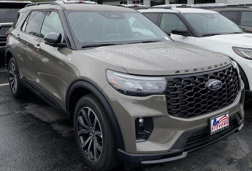 Gray 2026 Ford Explorer ST-Line