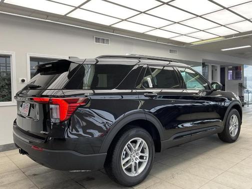Agate Black 2026 Ford Explorer Active