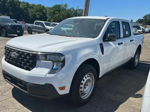 Oxford White 2026 Ford Maverick XL