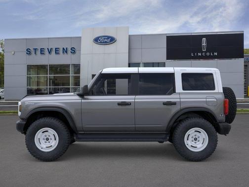 Carbonized Gray 2026 Ford Bronco Heritage Edition