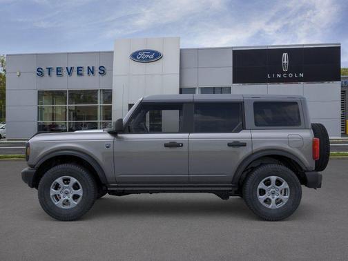 Carbonized Gray Metallic 2026 Ford Bronco Big Bend
