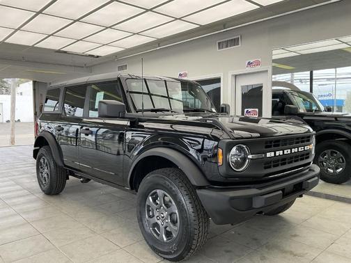 Shadow Black 2026 Ford Bronco Big Bend