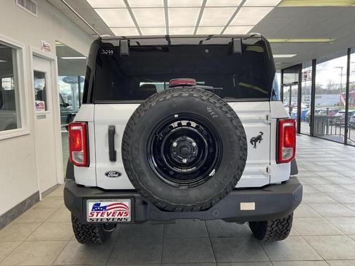 Oxford White 2026 Ford Bronco Big Bend