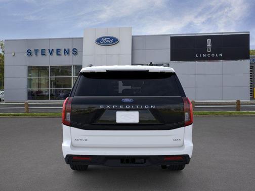 Star White 2026 Ford Expedition Max Active