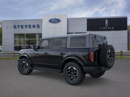 Shadow Black 2026 Ford Bronco Outer Banks