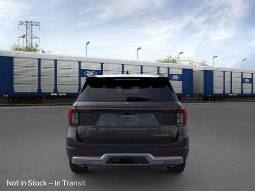Agate Black Metallic 2026 Ford Explorer Tremor