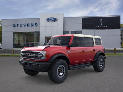 Ruby Red Metallic Tinted Clearcoat 2026 Ford Bronco Outer Banks
