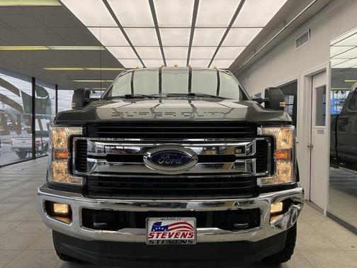 Magnetic 2019 Ford F-250 XLT