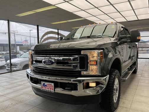 Magnetic 2019 Ford F-250 XLT