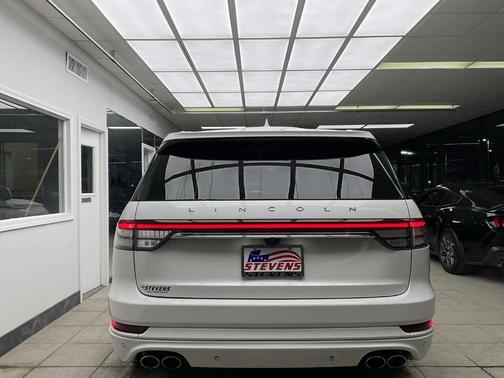 Pristine White 2021 Lincoln Aviator Reserve AWD