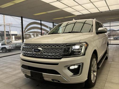 White Platinum Tri-Coat Metallic 2018 Ford Expedition Platinum