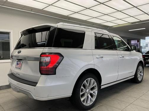 White Platinum Tri-Coat Metallic 2018 Ford Expedition Platinum