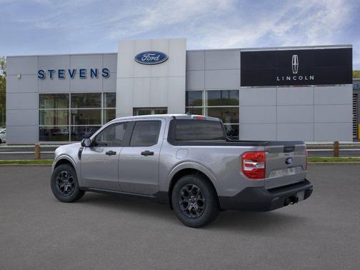 Carbonized Gray Metallic 2026 Ford Maverick XLT