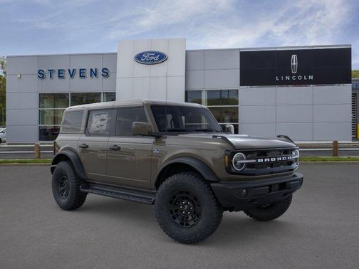Gray 2026 Ford Bronco Outer Banks