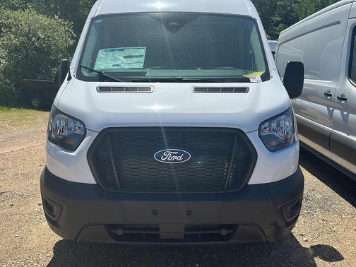 Oxford White 2026 Ford Transit-250 148 WB Medium Roof Cargo