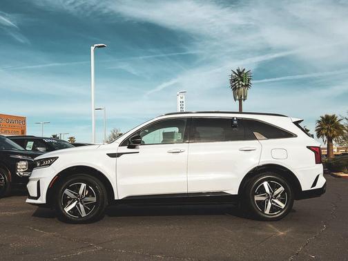2022 Kia Sorento S