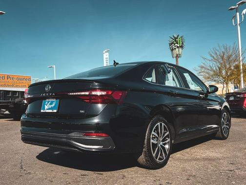 2025 Volkswagen Jetta 1.5T SE