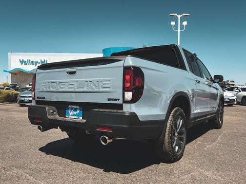 Sonic Gray Pearl 2026 Honda Ridgeline Sport