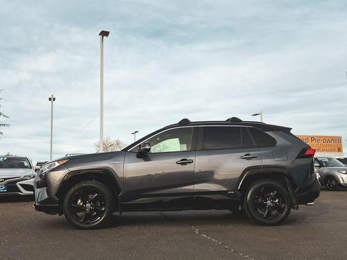 2019 Toyota RAV4 Hybrid XSE