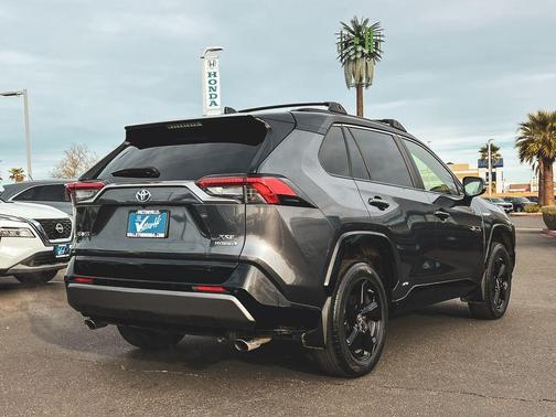 2019 Toyota RAV4 Hybrid XSE