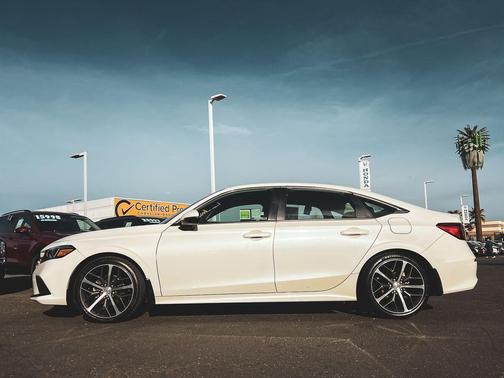 2024 Honda Civic Touring