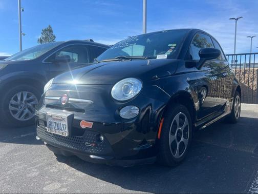 2015 FIAT 500e Battery Electric