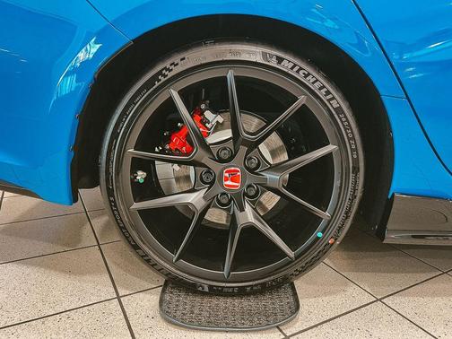 2025 Honda Civic Type R Base
