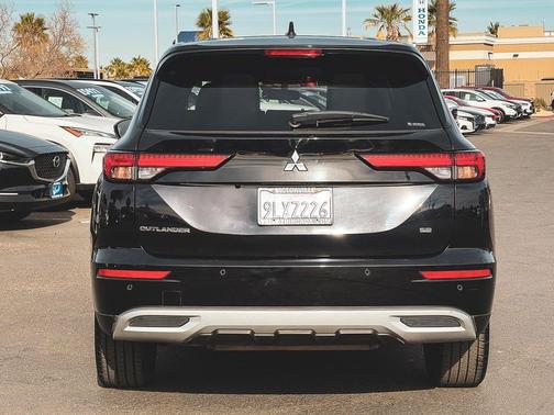 2023 Mitsubishi Outlander 