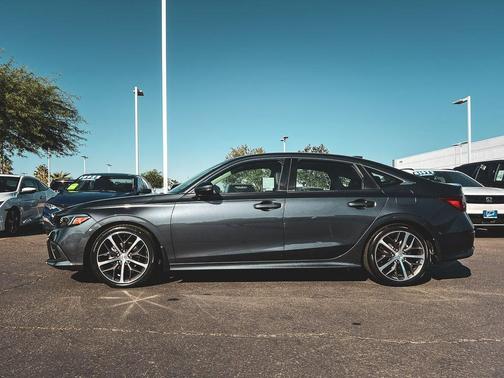 2022 Honda Civic Touring