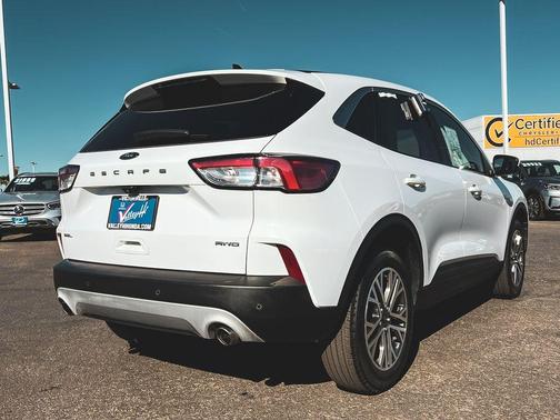 Oxford White 2022 Ford Escape SEL