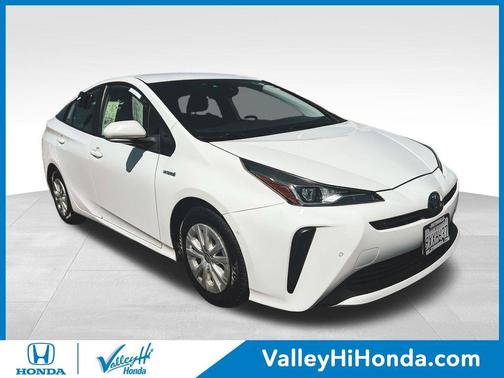 Super White 2021 Toyota Prius LE