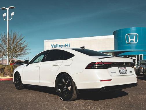 2023 Honda Accord Hybrid Sport-L