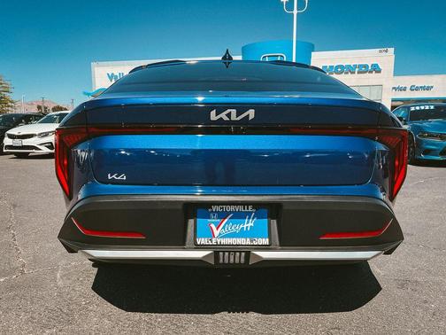 Deep Sea Blue 2025 Kia K4