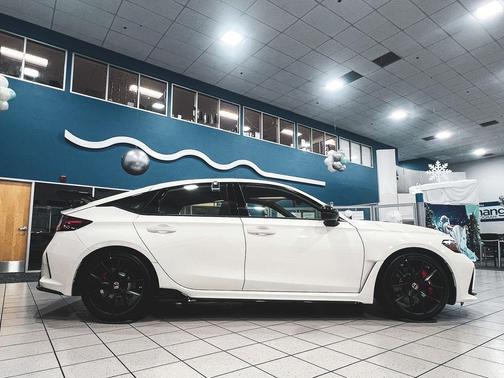 2025 Honda Civic Type R Base