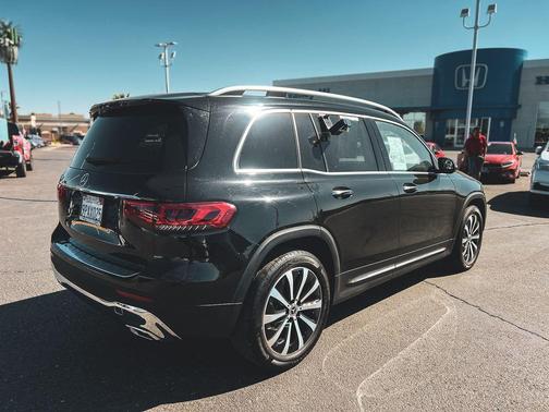 Black 2022 Mercedes-Benz GLB 250 Base