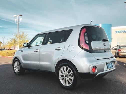 2018 Kia Soul +