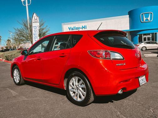 2013 Mazda Mazda3 i Touring