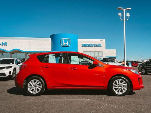 2013 Mazda Mazda3 i Touring