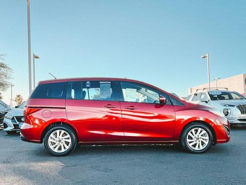 2013 Mazda Mazda5 Sport