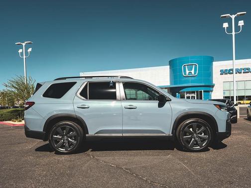 Sonic Gray Pearl 2026 Honda Pilot Sport