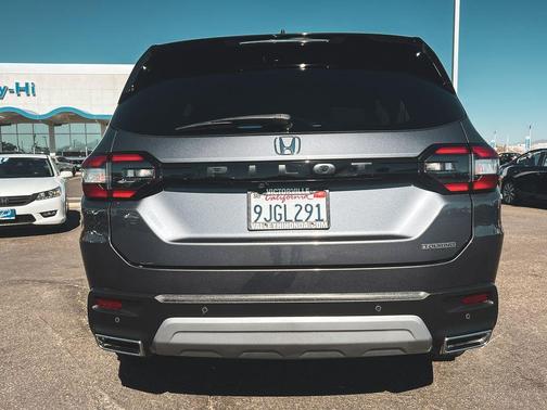 2024 Honda Pilot Touring