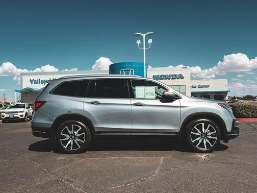2019 Honda Pilot Touring 8-Passenger