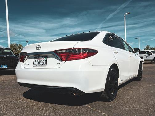 Super White 2015 Toyota Camry LE