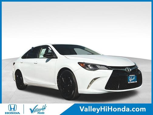 Super White 2015 Toyota Camry LE