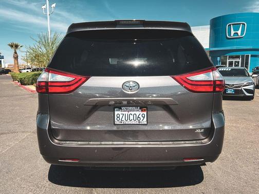 2019 Toyota Sienna L